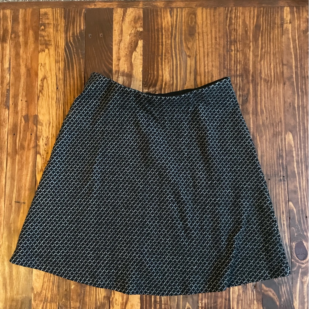 LOFT Black and White Skirt